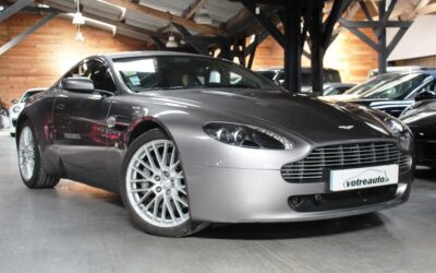 ASTON MARTIN V8 VANTAGE
